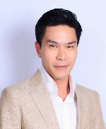 คุณอนุวัฒน์ ร่วมสุข