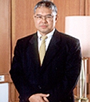 คุณรุทร เชาวนะกวี