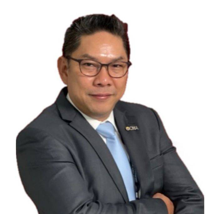 นายธนัท  วงษ์ชูแก้ว